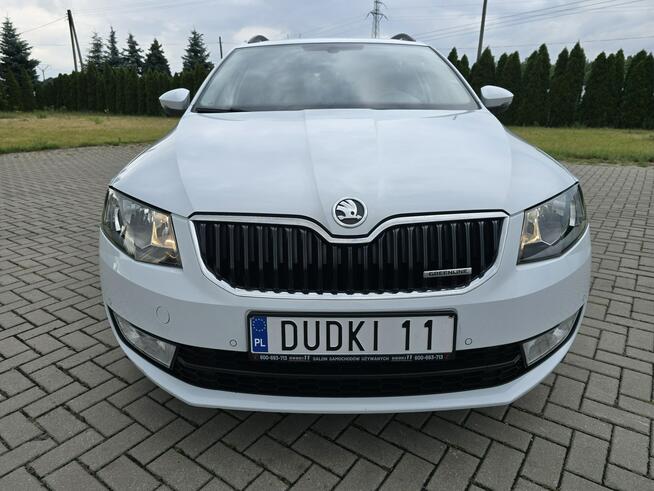 Škoda Octavia 1,6TDI Serwis.Navigacja.Klimatr 2 str.Asystent Parkowania.kredyt.OKAZJ