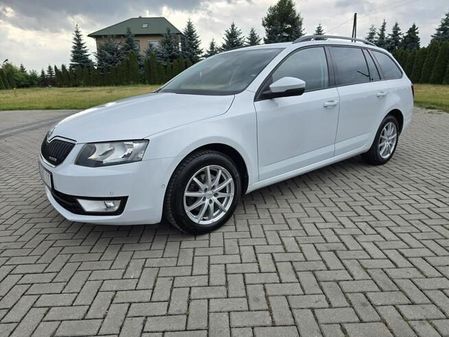 Škoda Octavia 1,6TDI Serwis.Navigacja.Klimatr 2 str.Asystent Parkowania.kredyt.OKAZJ
