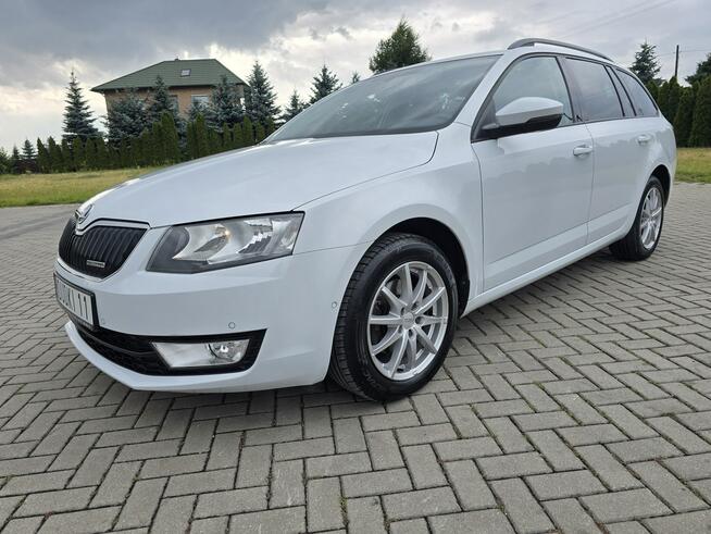 Škoda Octavia 1,6TDI Serwis.Navigacja.Klimatr 2 str.Asystent Parkowania.kredyt.OKAZJ