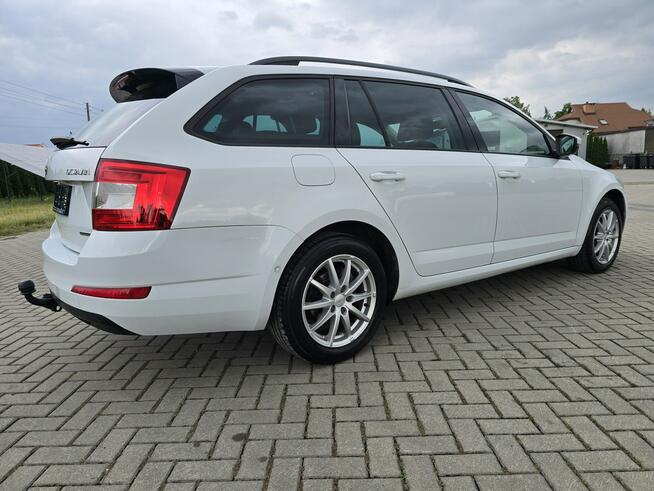 Škoda Octavia 1,6TDI Serwis.Navigacja.Klimatr 2 str.Asystent Parkowania.kredyt.OKAZJ