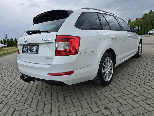 Škoda Octavia 1,6TDI Serwis.Navigacja.Klimatr 2 str.Asystent Parkowania.kredyt.OKAZJ