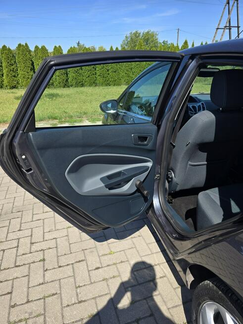 Ford Fiesta 1,6tdci Klimatyzacja.El.Szyby.Parktronic.Halogeny.kredyt.OKAZJA