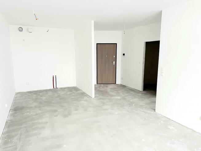 Nowy apartament w centrum Gdyni przy morzu , plaży i marinie.