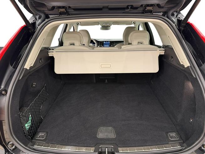 Volvo XC 60 B4 B Plus Dark Aut