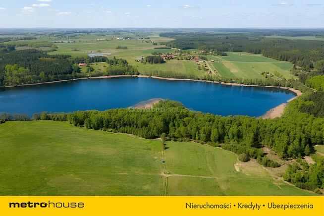 Działki z linią brzegową jeziora