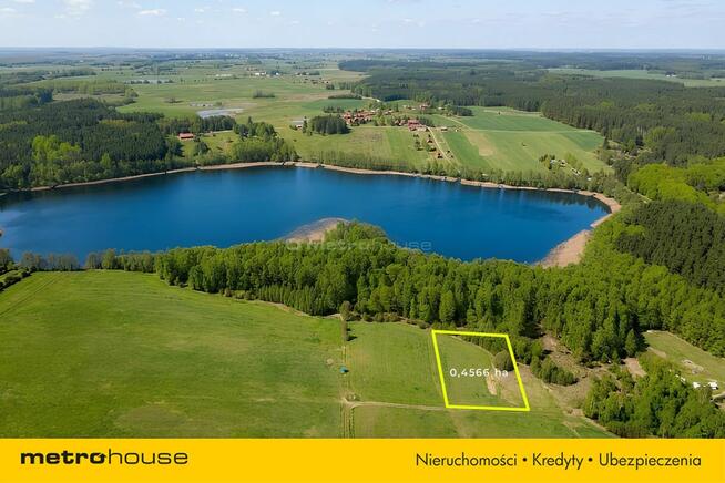 Działki z linią brzegową jeziora