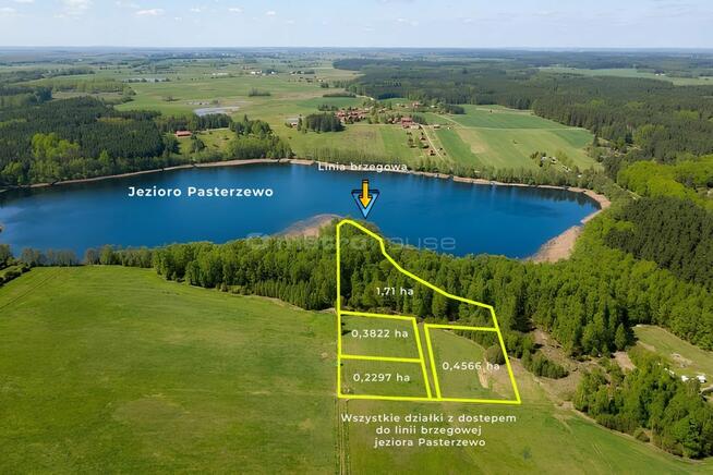 Działki z linią brzegową jeziora