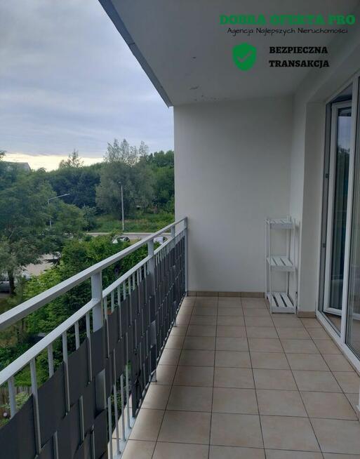2 pokoje z balkonem i miejscem parkingowym