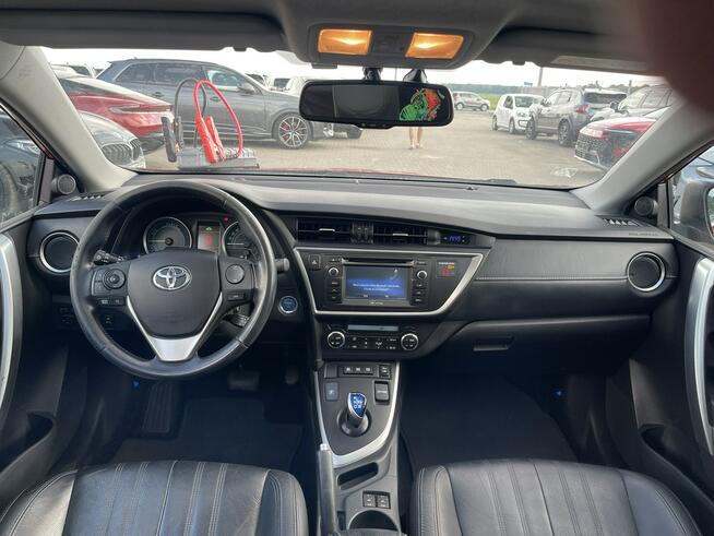 Toyota Auris Selection Hybryda Automat Kamera Podgrzewanie