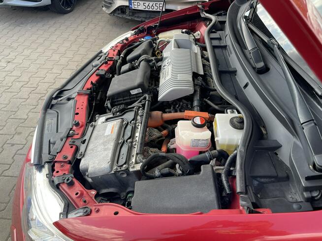 Toyota Auris Selection Hybryda Automat Kamera Podgrzewanie