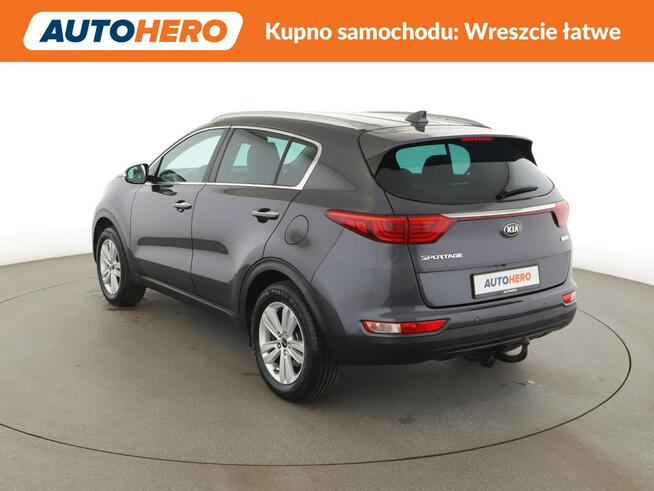 Kia Sportage navi klima auto czujniki parkowania hak