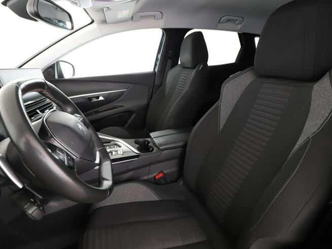 Peugeot 3008 automat full LED virtual cocpit navi kamera i czujniki parkowania hak