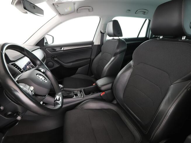 Škoda Kodiaq FV23% Style automat 4x4 190KM virtual navi grzane fotele ACC kamera360