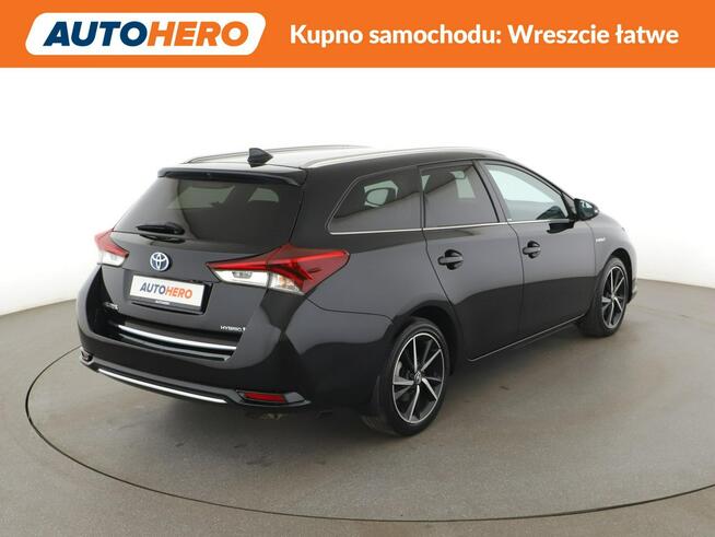 Toyota Auris navi grzane fotele kamera automat HEV BiLED tempomat