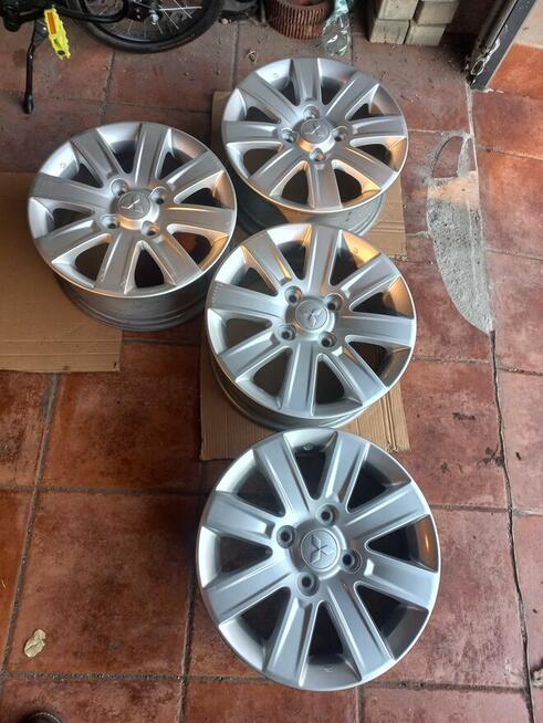 Felgi 15 4×114,3 mitsubishi