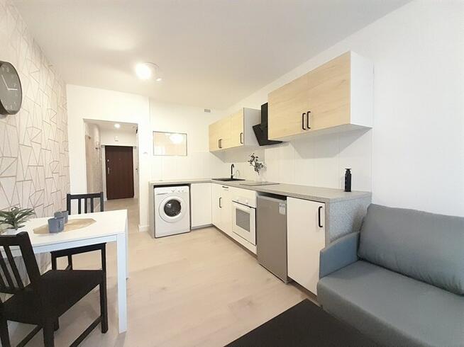 2 pokoje, balkon - Ziołowa 43A, obok GCM