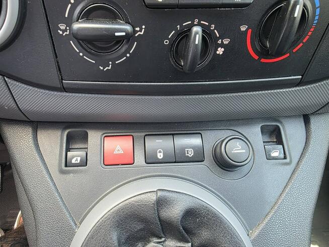 Peugeot Partner 1.6 HDI 90 KM, El. Szyby, USB, AUX, Trzyosobowy