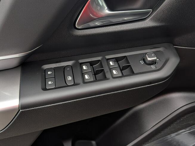 Jeep Compass FIRST EDITION e-Hybrid DCT 145KM/ dach panoramiczny