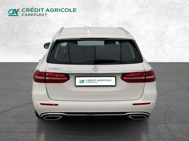 Mercedes-Benz E 220D
