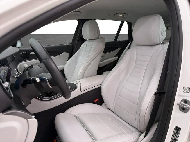 Mercedes-Benz E 220D