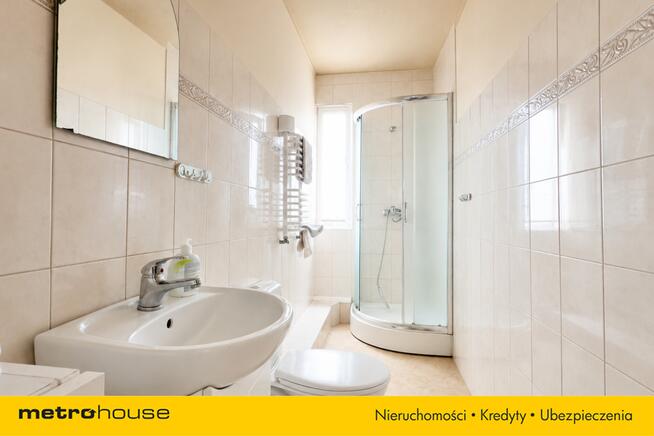 Biznes nad morzem 1307 m² działki 450m od plazy