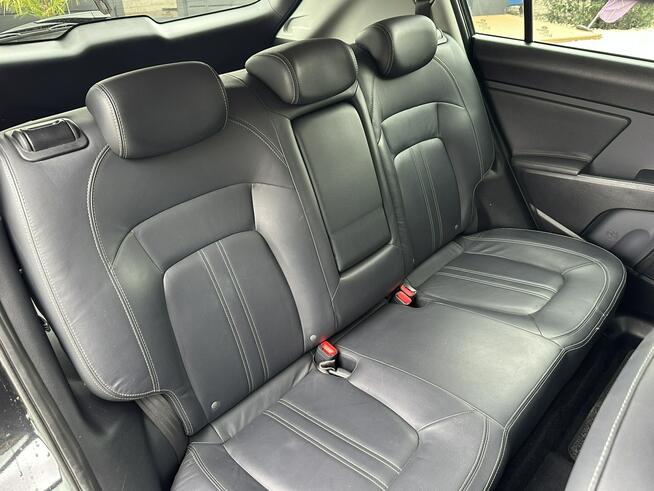 Kia Sportage 2.0 164kM XL! Grzane fotele ! Kamera !