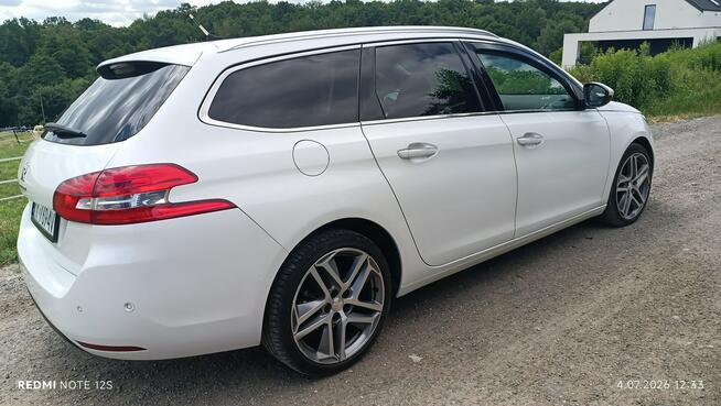 Peugeot 308 SW Biała Perła