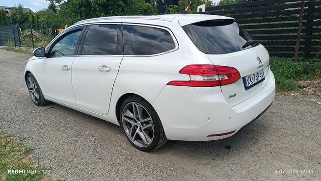 Peugeot 308 SW Biała Perła