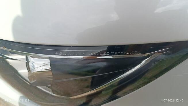 Peugeot 308 SW Biała Perła