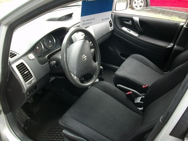 Suzuki Liana Do miasta i na trasę