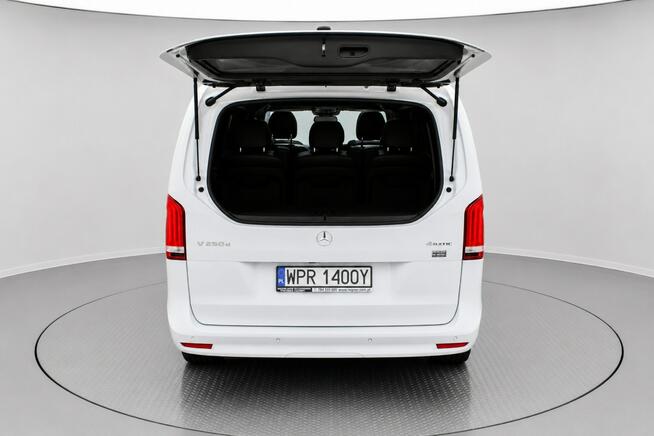 Mercedes V 250 AMG Exclusive Night 4x4 Panorama Lodówka Hak SalonPL Burmester