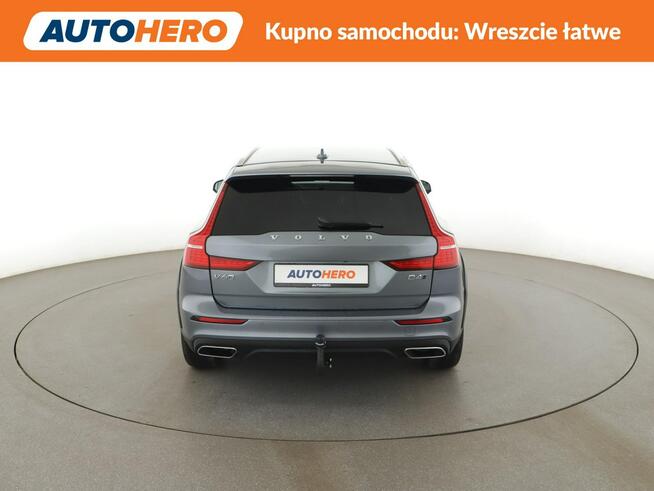 Volvo V60 Cross Country 4x4 automat skóra full LED navi Harman-Kardon grzane fotele czujniki p