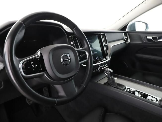 Volvo V60 Cross Country 4x4 automat skóra full LED navi Harman-Kardon grzane fotele czujniki p