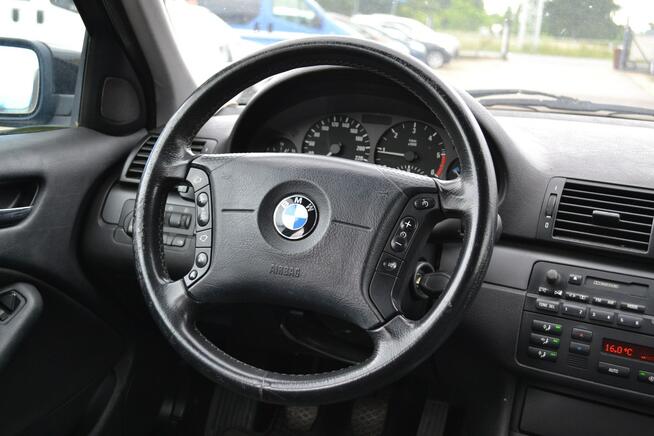 BMW 320 Klimatyzacja*Nawigacja*Zarejestrowany*PDC*Alufelgi*2.0D 150KM