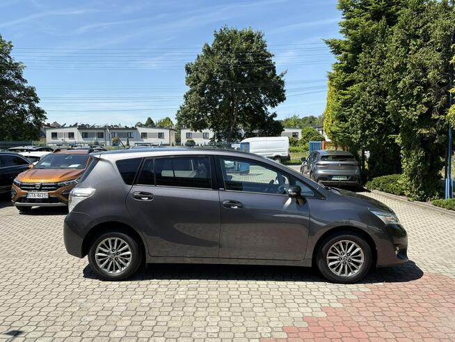 Toyota Verso Rezerwacja