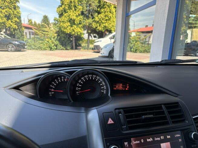 Toyota Verso Rezerwacja