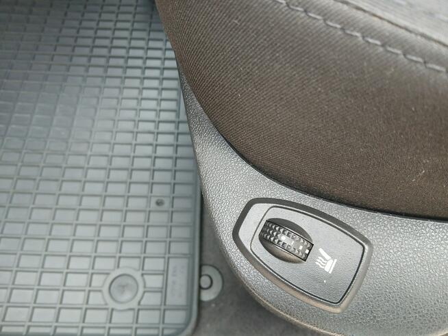 Renault Laguna 1.6MPI LIMITED alufelgi klimatronik tempomat czujniki stan BDB