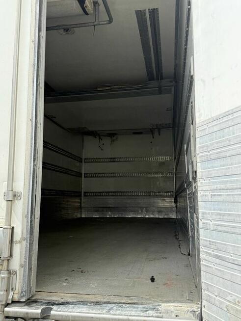 Mercedes Atego 1318 sypialnia Mroznia Carrier