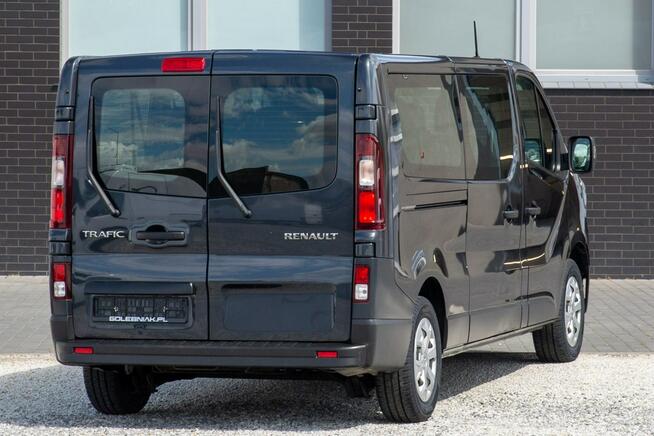 Renault Trafic L2H1 Długi 9 osób 2023r. Stan BDB