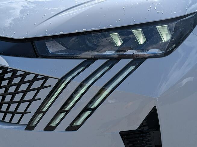 Peugeot 3008 PLUG IN 225 / GT Exclusive / Panorama / FOCAL / Alcantara / Felgi 20"