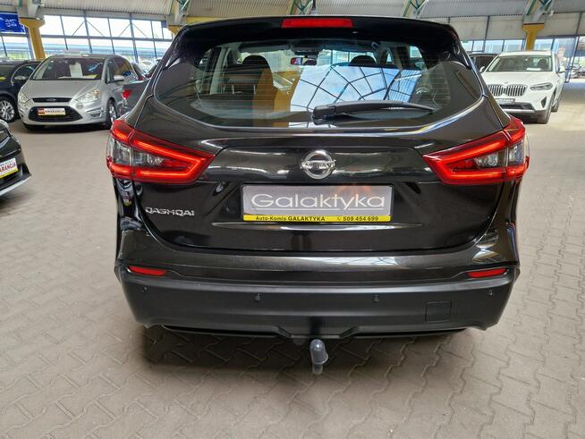 Nissan Qashqai REJ.2018 ! Zobacz opis !! W podanej cenie roczna GWARANCJA !!!