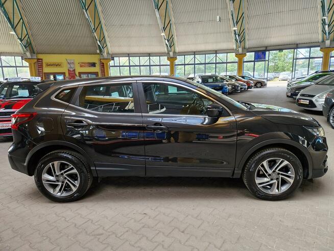 Nissan Qashqai REJ.2018 ! Zobacz opis !! W podanej cenie roczna GWARANCJA !!!