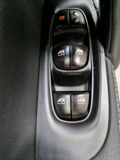 Nissan Qashqai REJ.2018 ! Zobacz opis !! W podanej cenie roczna GWARANCJA !!!