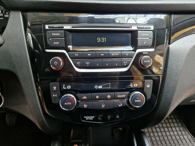 Nissan Qashqai REJ.2018 ! Zobacz opis !! W podanej cenie roczna GWARANCJA !!!
