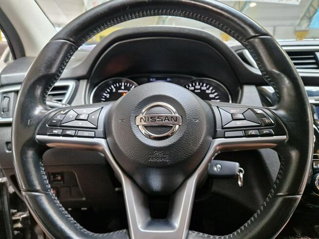 Nissan Qashqai REJ.2018 ! Zobacz opis !! W podanej cenie roczna GWARANCJA !!!