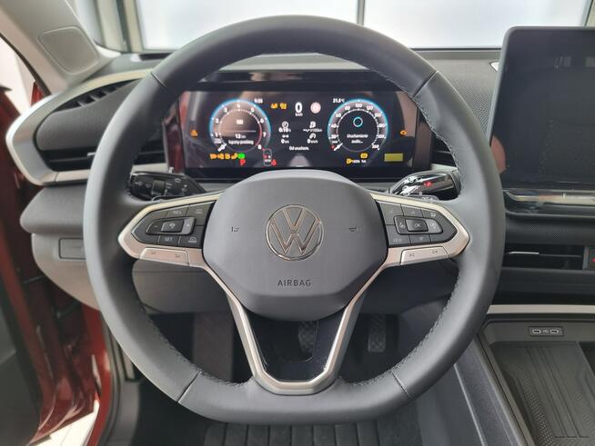 Volkswagen T-Roc Life 1.5 eTSI 150KM automat DSG Pakiet Zimowy obręcze alu 17"