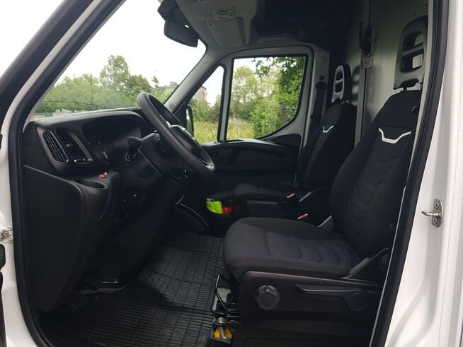 Iveco Daily SKLEP BAR FOODTRUCK KONTENER NISKOPODŁOGOWY 4,44x2,23x2,42 KLIMA