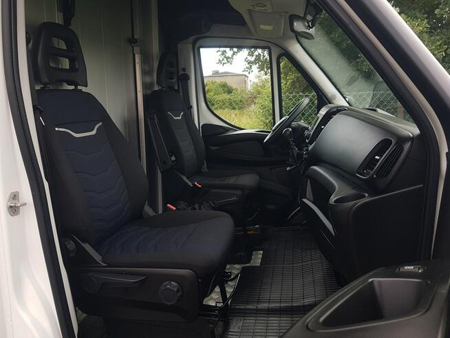 Iveco Daily SKLEP BAR FOODTRUCK KONTENER NISKOPODŁOGOWY 4,44x2,23x2,42 KLIMA