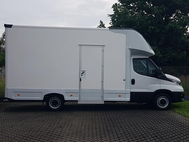 Iveco Daily SKLEP BAR FOODTRUCK KONTENER NISKOPODŁOGOWY 4,44x2,23x2,42 KLIMA
