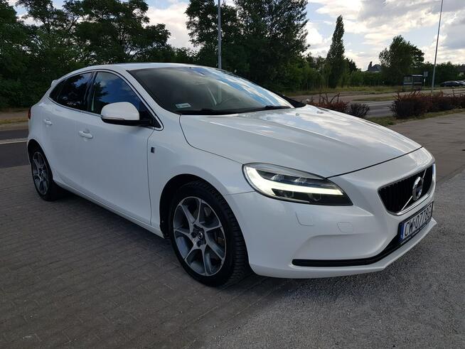 Volvo V40 2,0 D3 Automat Ocean Race Salon Polska Navi Skóry Zarejestr. Gwarancja